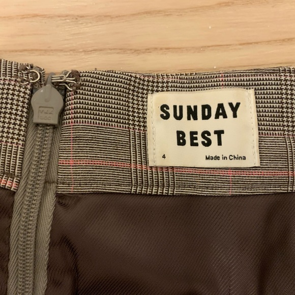 aritzia skirt - Picture 2 of 2